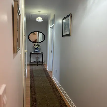 3 Bedroom Close To In Galway 아선리